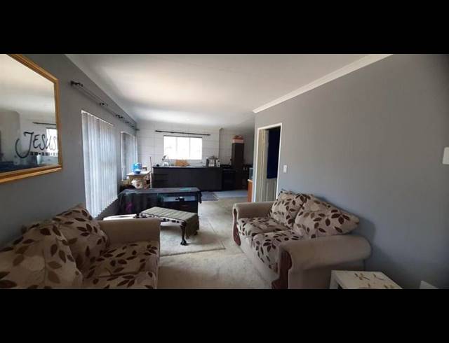3 BEDROOM HOUSE FOR SALE IN ELSPARK